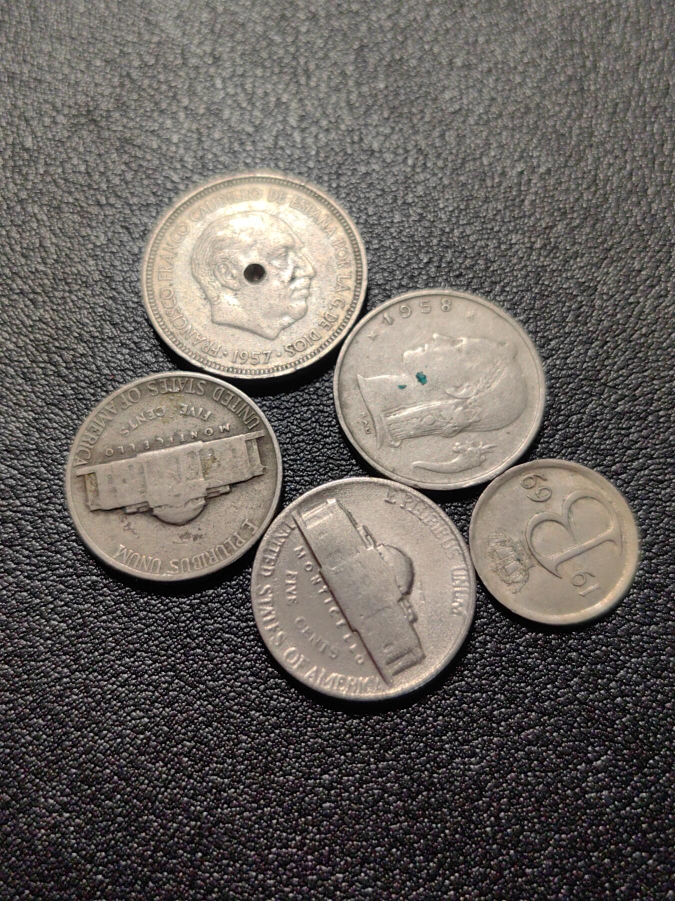 靖甫拍卖第十二场 铜镍币五枚