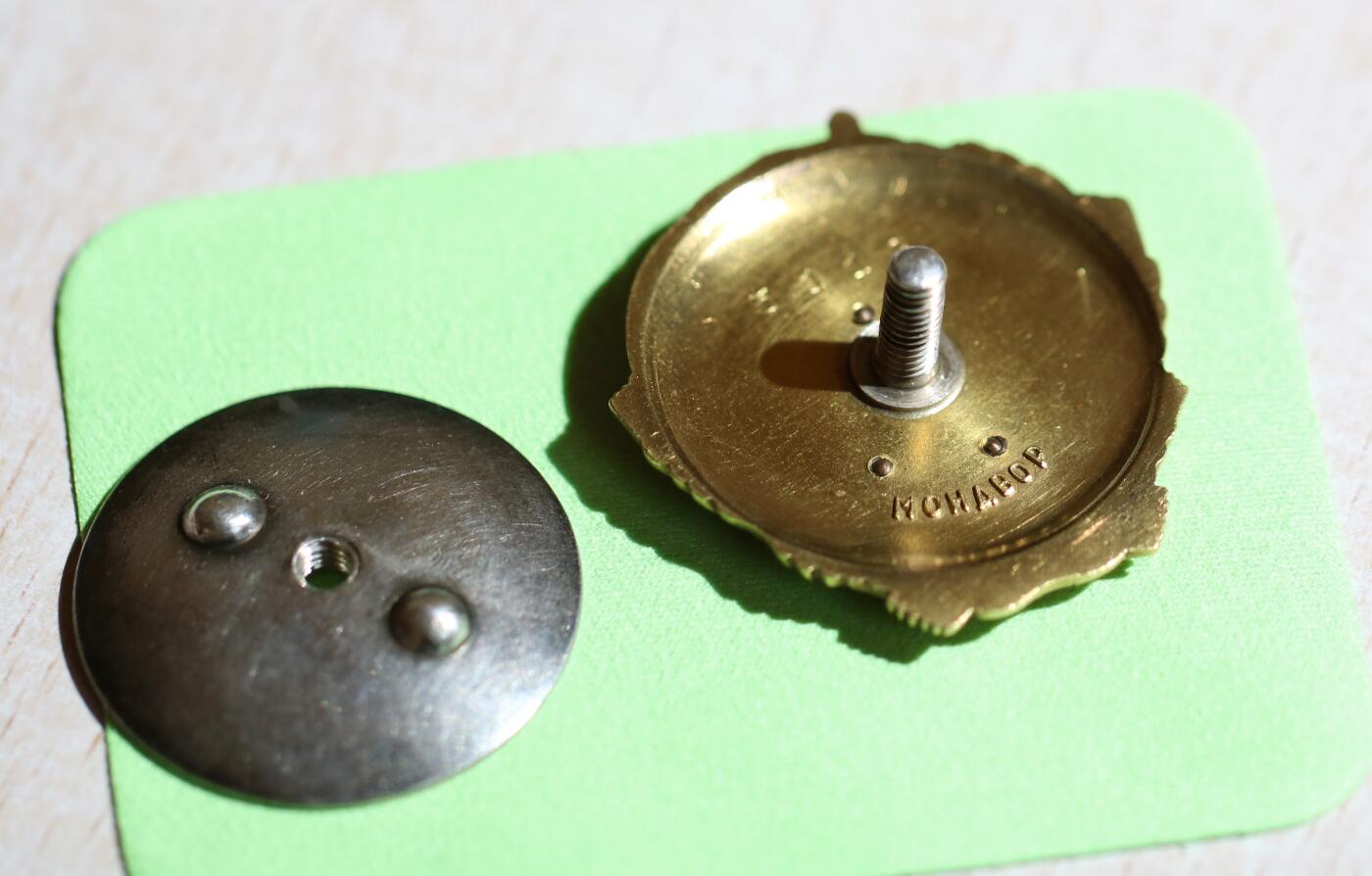 大猫徽章拍卖 第283期 列宁勋章 早期轮版 品质上乘 部分档案