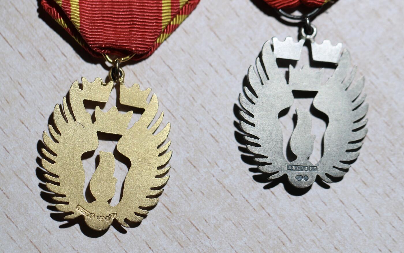 大猫徽章拍卖 第283期 二战瑞典国土防空卫士1.2级银镀金（有银标）3金铜，匈牙利军事优秀奖章金银铜级奖章珐琅镀金镀银。