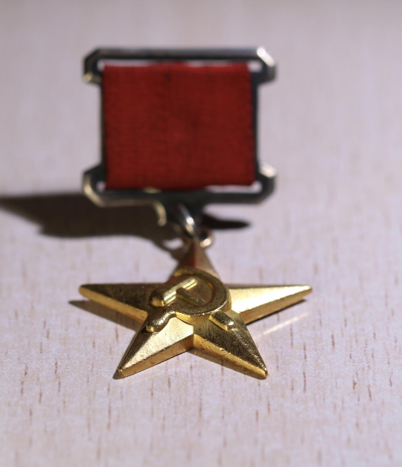 大猫徽章拍卖 第283期 苏联小金星 