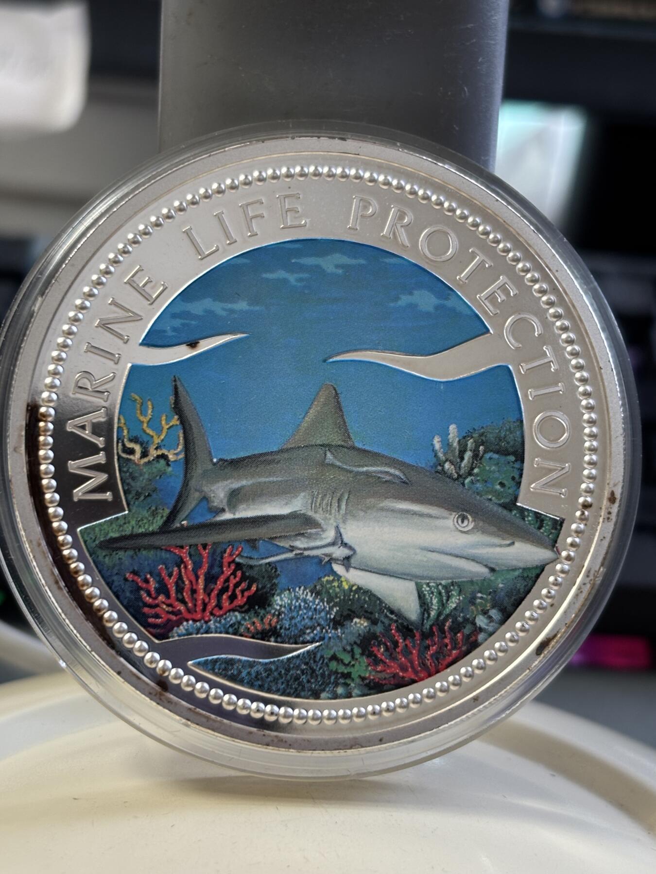 第183期拍卖 帕劳1999年海洋生物美人鱼彩色5盎司彩色纪念银币有氧化，155.55克，发行500枚