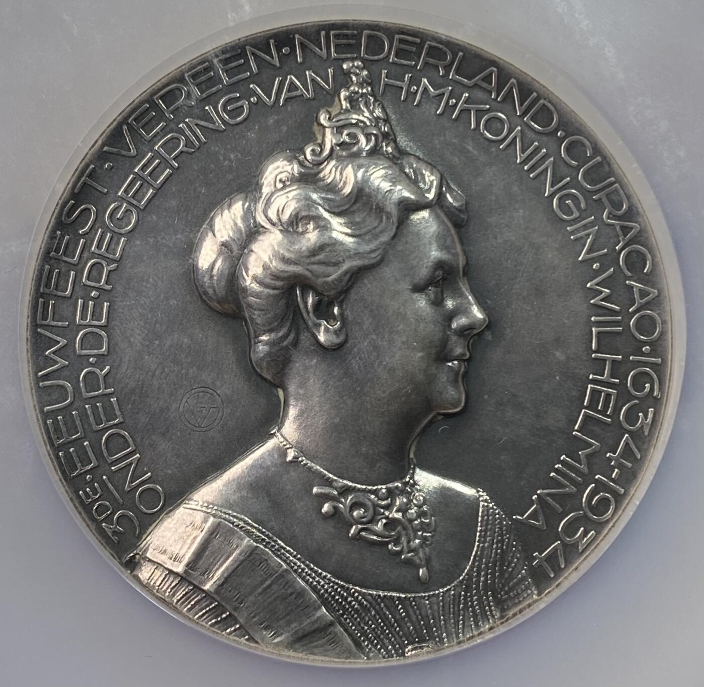 万国钱币拍卖第056期