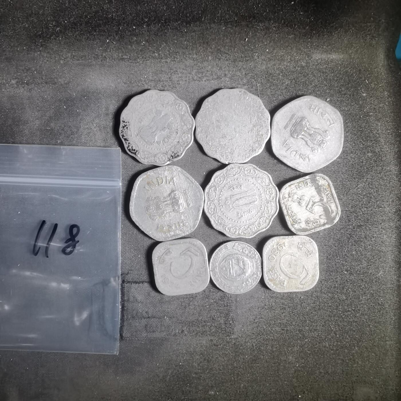 沼泽如烟--第915场 印度9枚