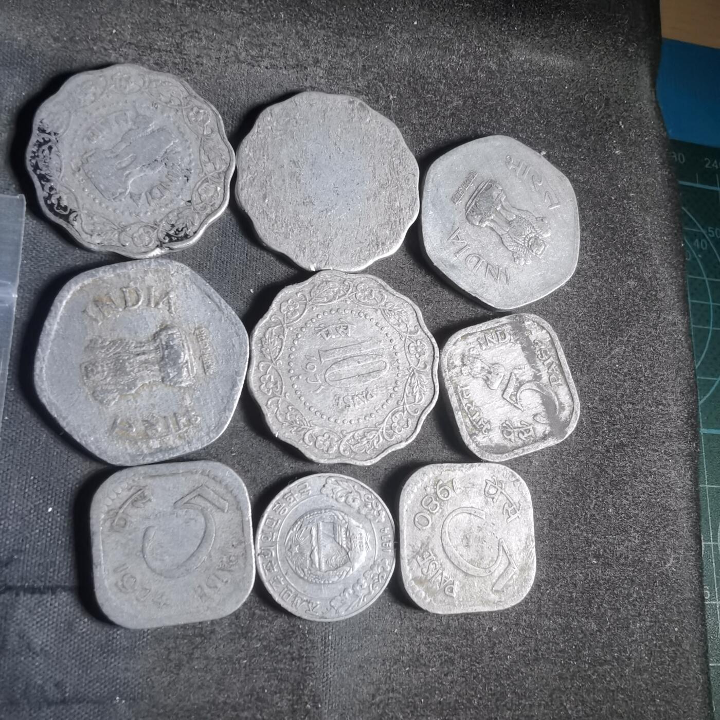 沼泽如烟--第915场 印度9枚