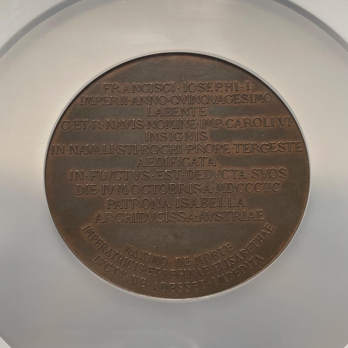 「木头集藏」章牌精品专场！ A.Scharff～1898年奥匈帝国’查理六世皇帝‘号巡洋舰在的里雅斯特港下水纪念大铜章，MS 63 BN，直径：58 mm，雕刻大师 安东·沙夫 作品，较少见，品相很不错！近期外拍价格不含税约2500。