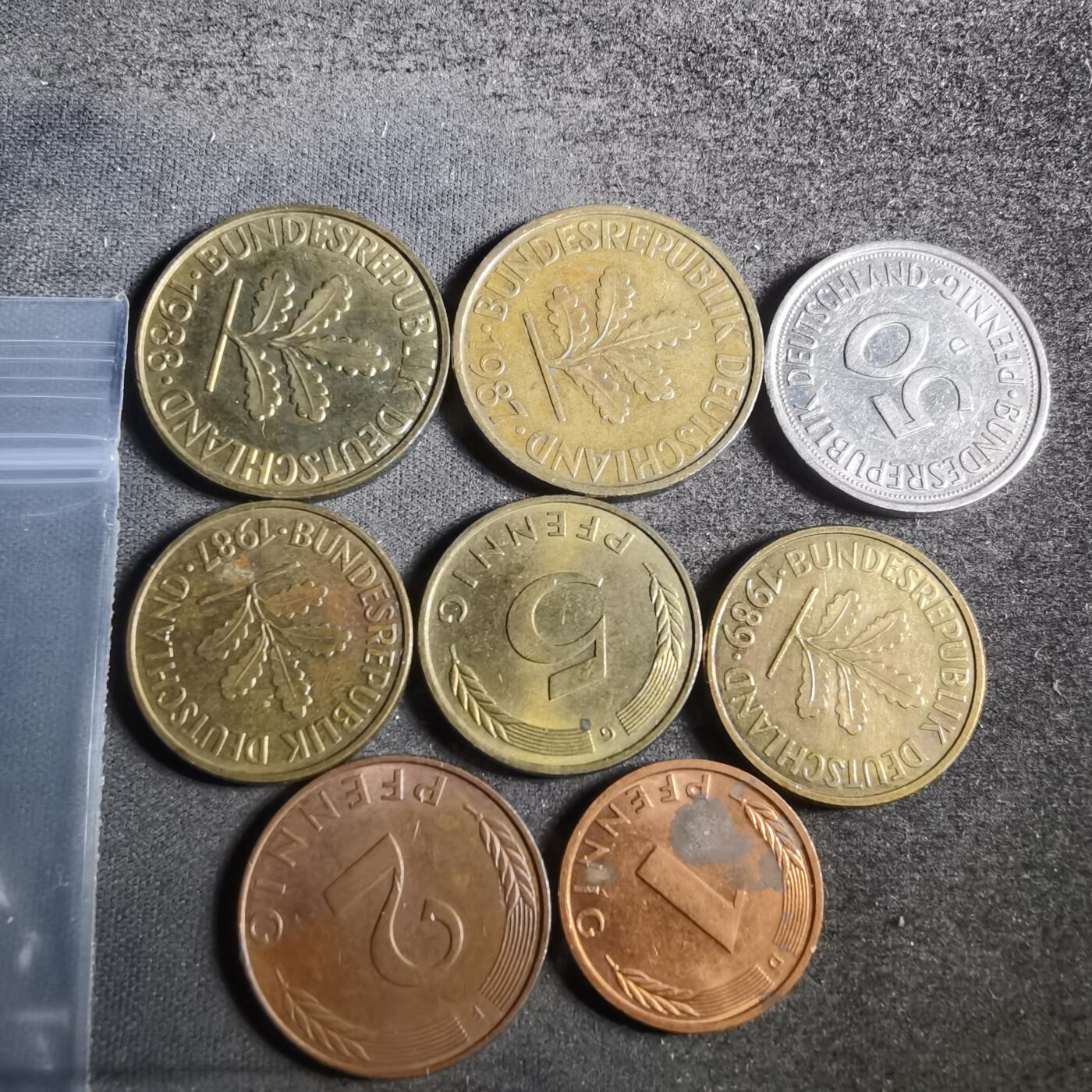 沼泽如烟--第915场 德国8枚