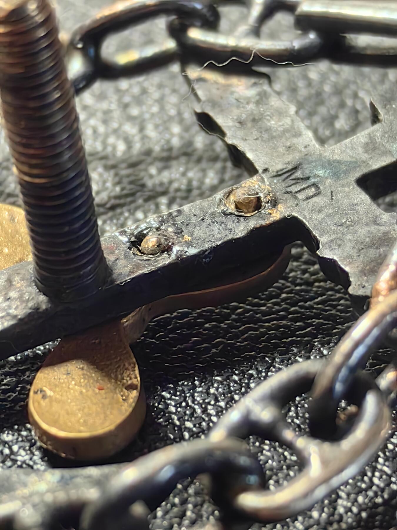 靖甫拍卖第十二场 苏联远洋机械师证章 佩戴痕迹较重