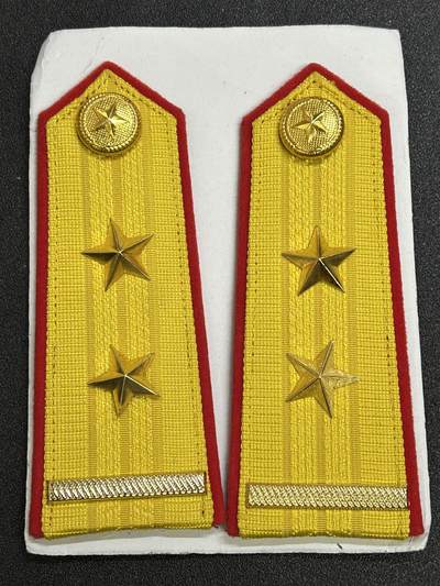 西秦中古拍卖第六十七期 - 越南人民军陆军中尉肩章