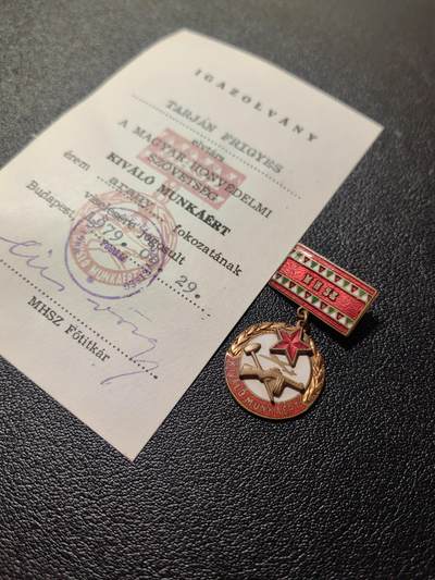 靖甫拍卖第十二场 - 匈牙利国土防御协会优秀劳动者奖章带证