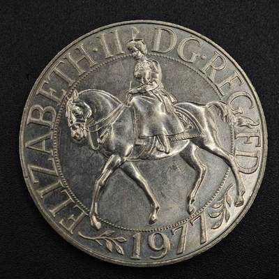 【淘币小摊】实时拍第八百一十拍   散币场   满百包邮可预留二周 每周一统一发货   - 英国1977年女王登基银禧克朗纪念币