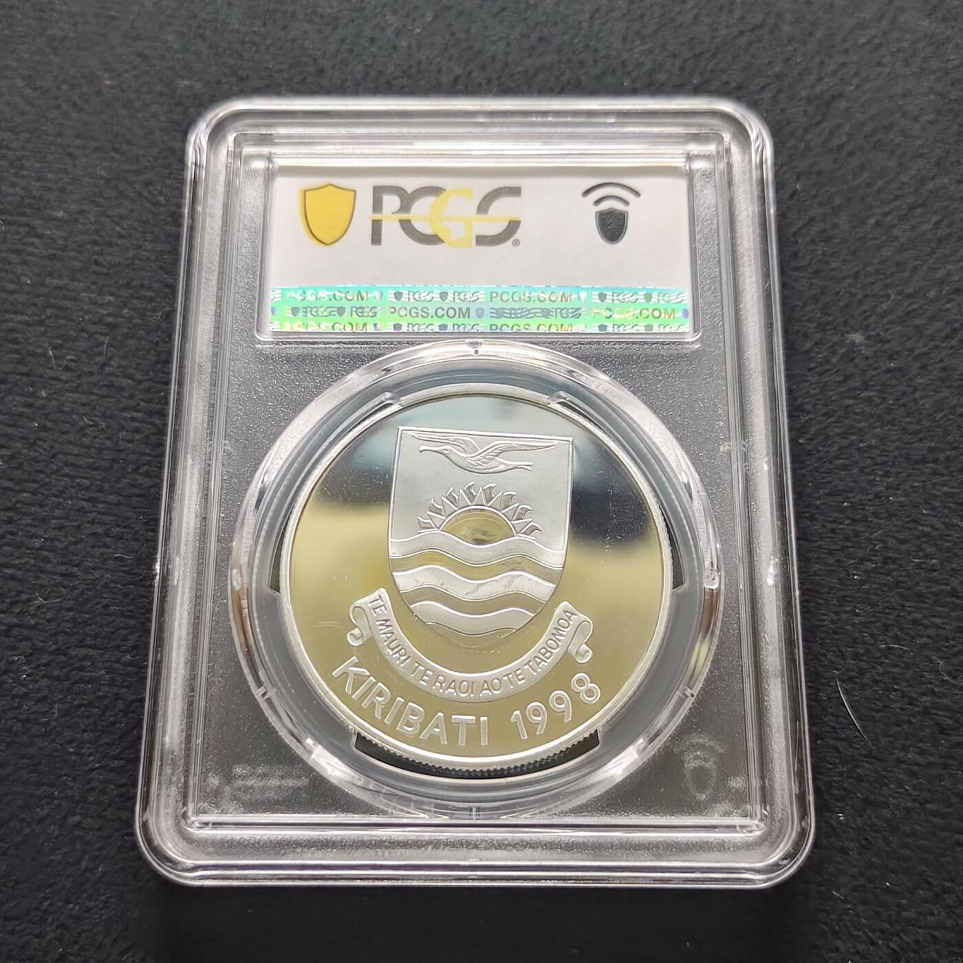 【全场包邮】纯粹捡漏拍481场（免费代拍第18场） 基里巴斯1998年5元查尔斯王子的50大寿精制克朗型纪念银币-PCGS PR67 DCAM