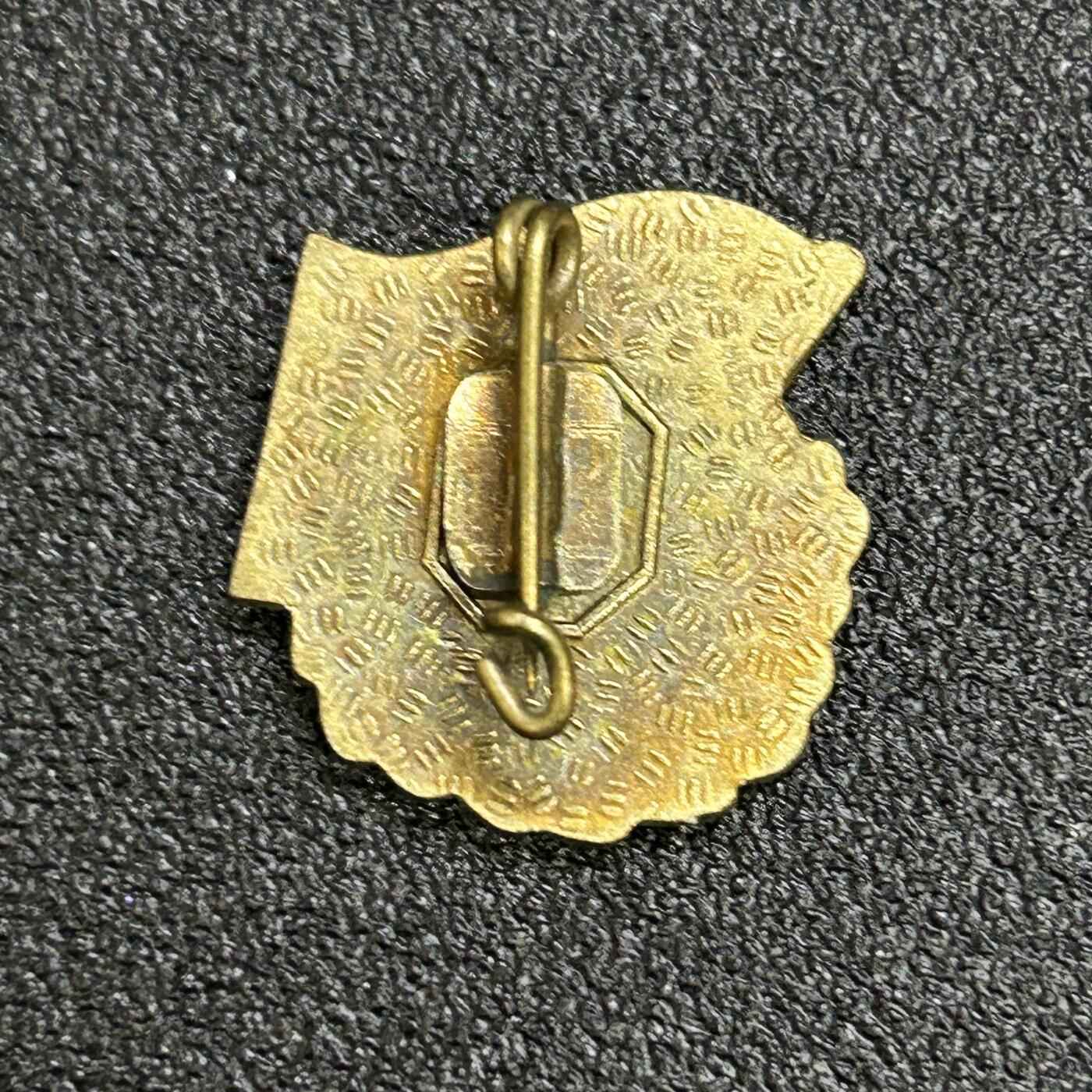 西秦中古拍卖第六十七期 东德 少先队良好学习奖章 铜制