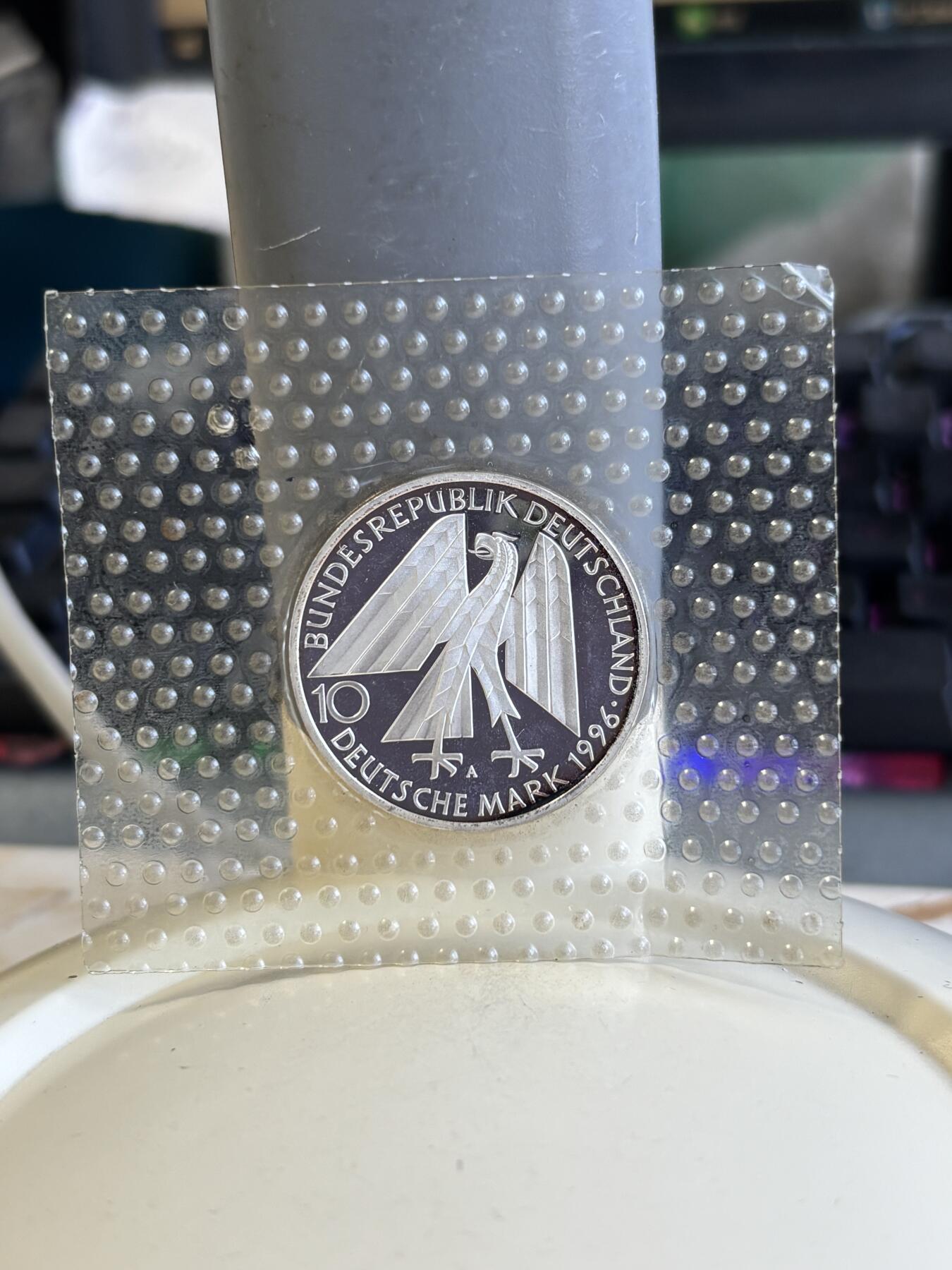 第183期拍卖   原厂塑封德国1996年国际科尔平协会创立150周年精制纪念银币625银15.5克直径32.5毫米，塑料封脱开了