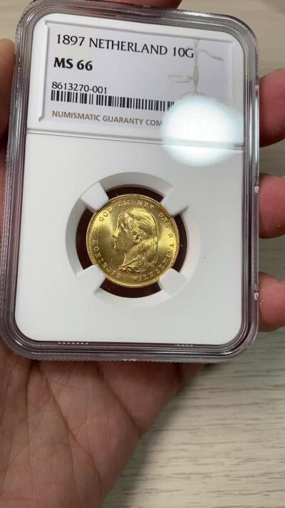 万国钱币拍卖第056期