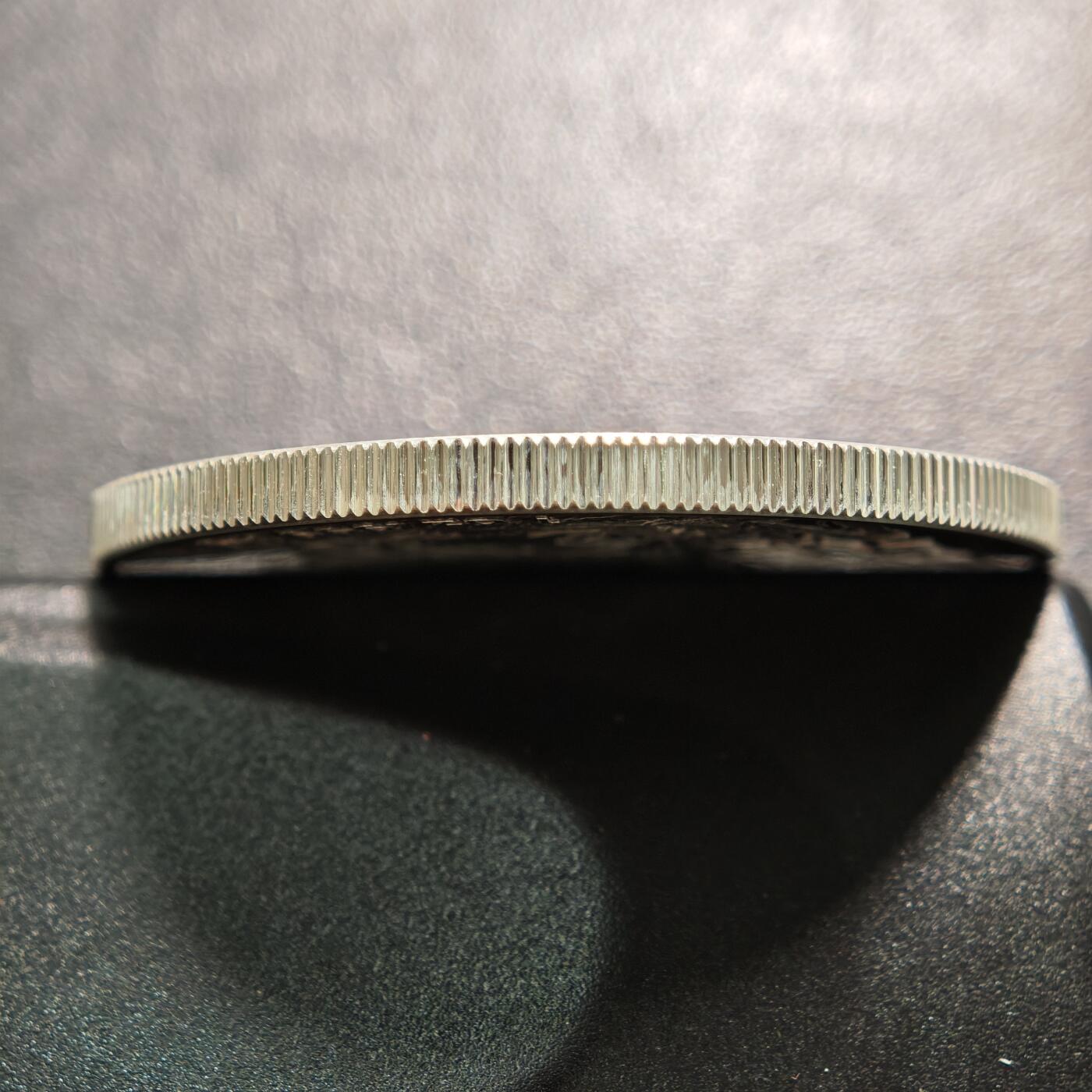 【德藏】世界币章拍卖第155期（拍品征集中~欢迎藏友联系） 2枚一组 2017年 加拿大生肖鸡年5元纪念银币 9999银 直径约：38mm/枚；重1盎司/枚 及 2017年 澳大利亚生肖鸡年1元纪念银币 999银 直径约：40mm/枚；重1盎司 /枚