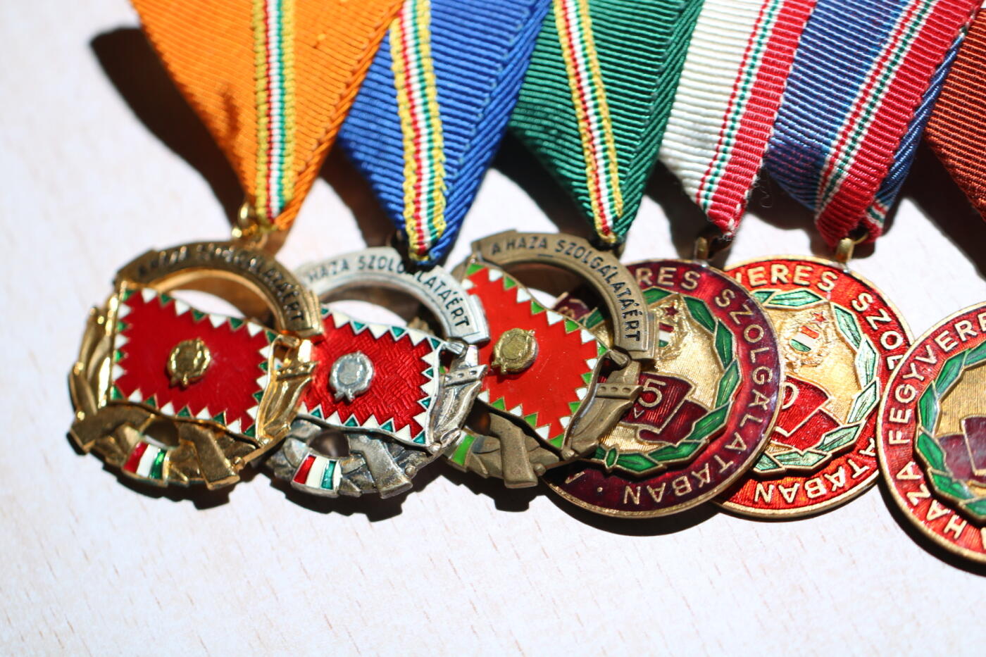 大猫徽章拍卖 第283期 匈牙利🇭🇺服役奖章一组