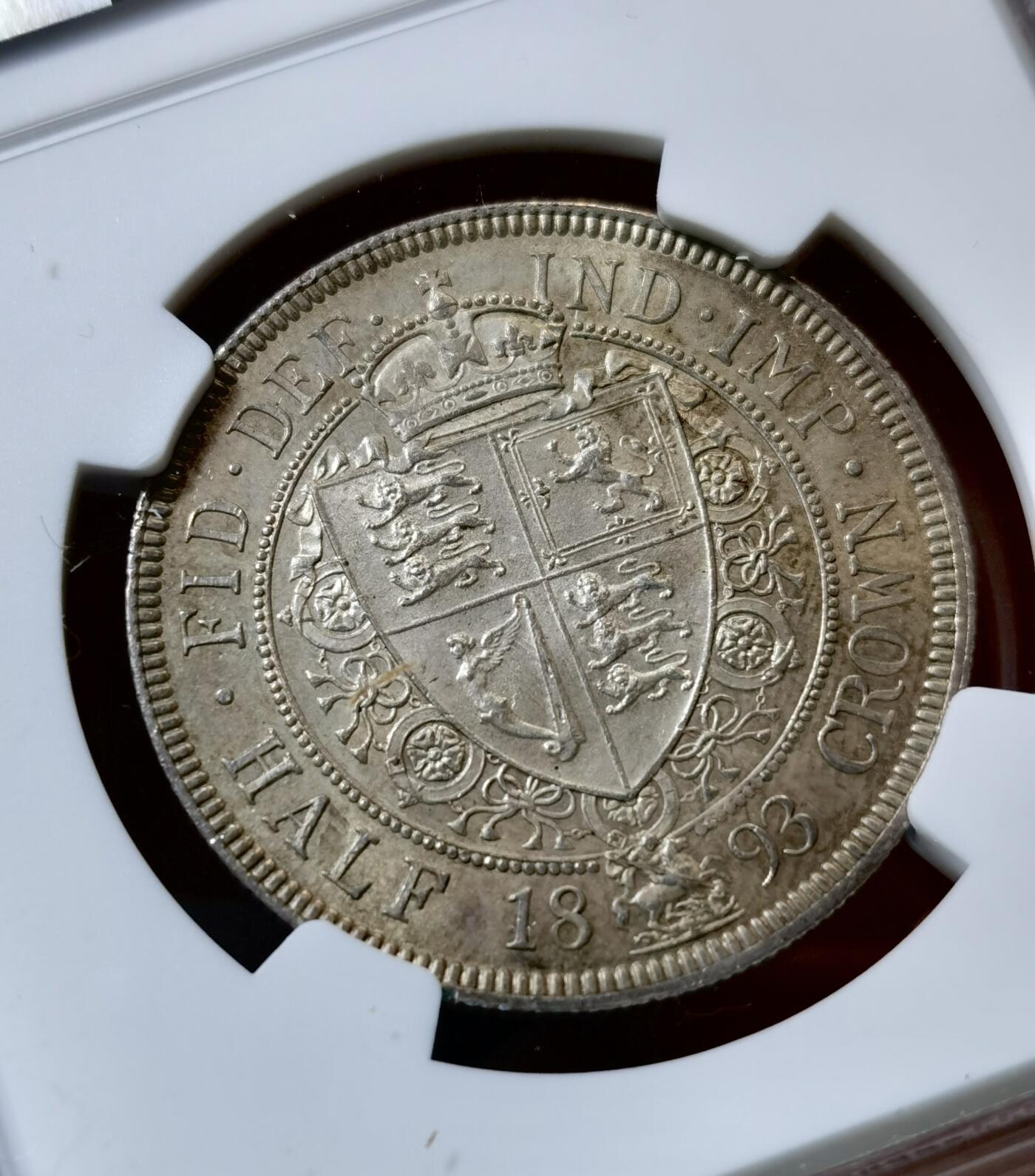 甄臻铺-世界币章拍卖（第40期）送拍享返佣金等优惠多多 NGC-MS62 英国1893年维多利亚披纱半克朗银币 状态很好 老包浆