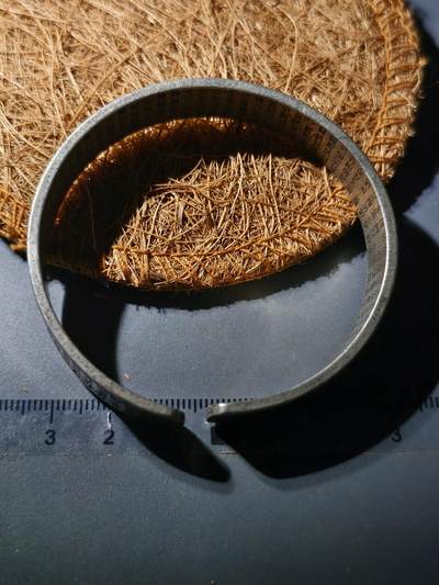 88期回流戒指饰品杂件纪念章丝路钱币专场 - 手镯