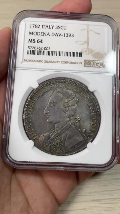 万国钱币拍卖第056期