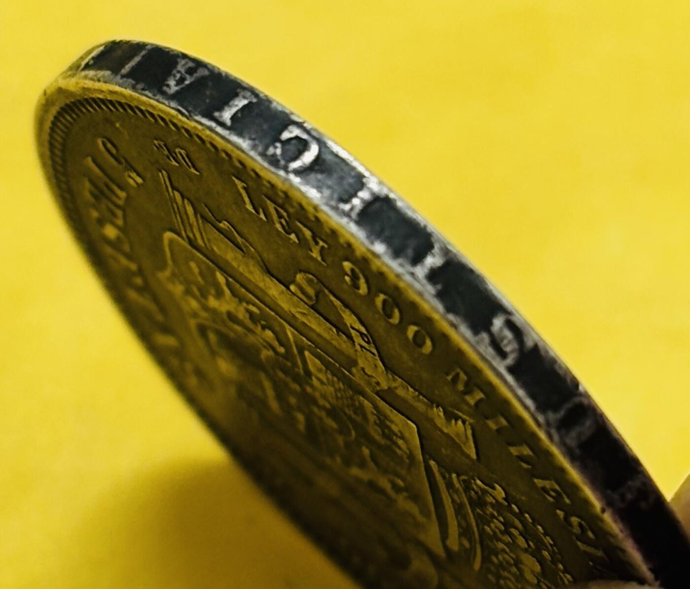 文馨钱币收藏第 283 场，【大雪鉴珍，寒英缀金】金银纪念币精品场，诚邀您的参与【长期接代拍品】 1875 年西班牙阿方索十二世 5比塞塔大银币 900 高银，第一版首发年，只发行两年