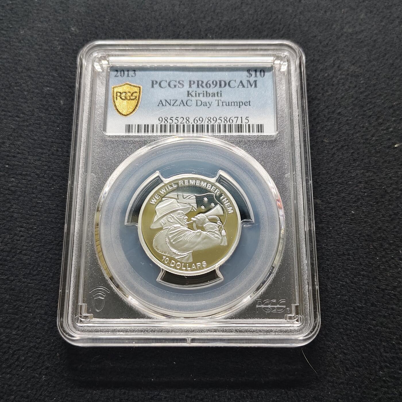 【全场包邮】纯粹捡漏拍481场（免费代拍第18场） 基里巴斯2013年10元铭记一战系列记住他们精制纪念银币-PCGS PR69 DCAM