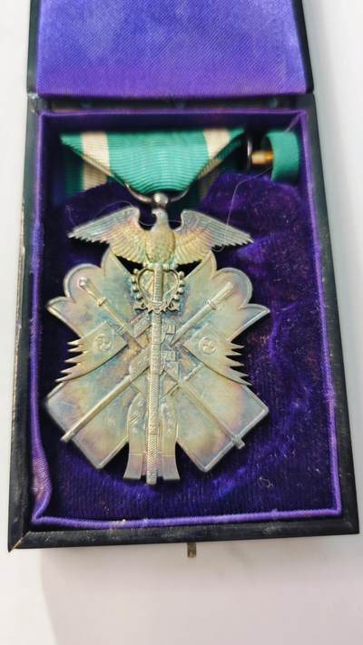 东亚勋章徽章主题拍卖3 - 七等金鸱章 