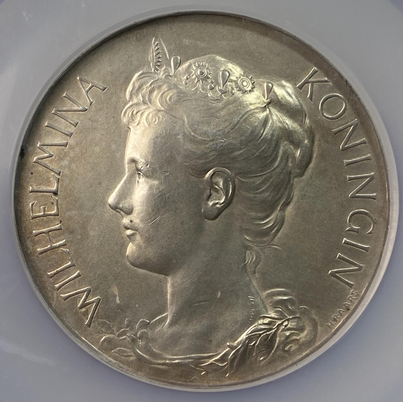 万国钱币拍卖第056期