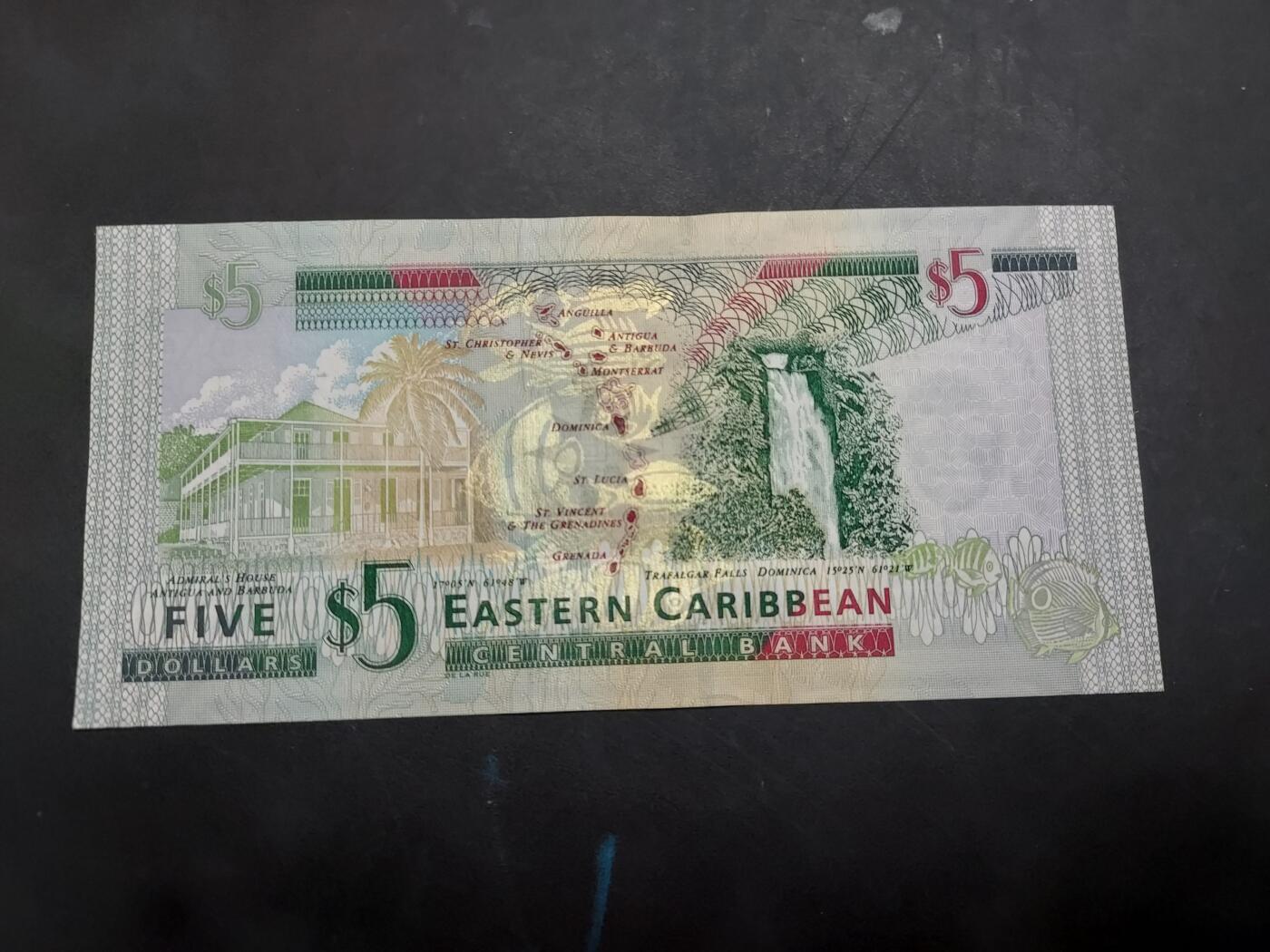 博彦收藏   12月3日 8点 钱币专场 东加勒比 女皇5元 UNC 