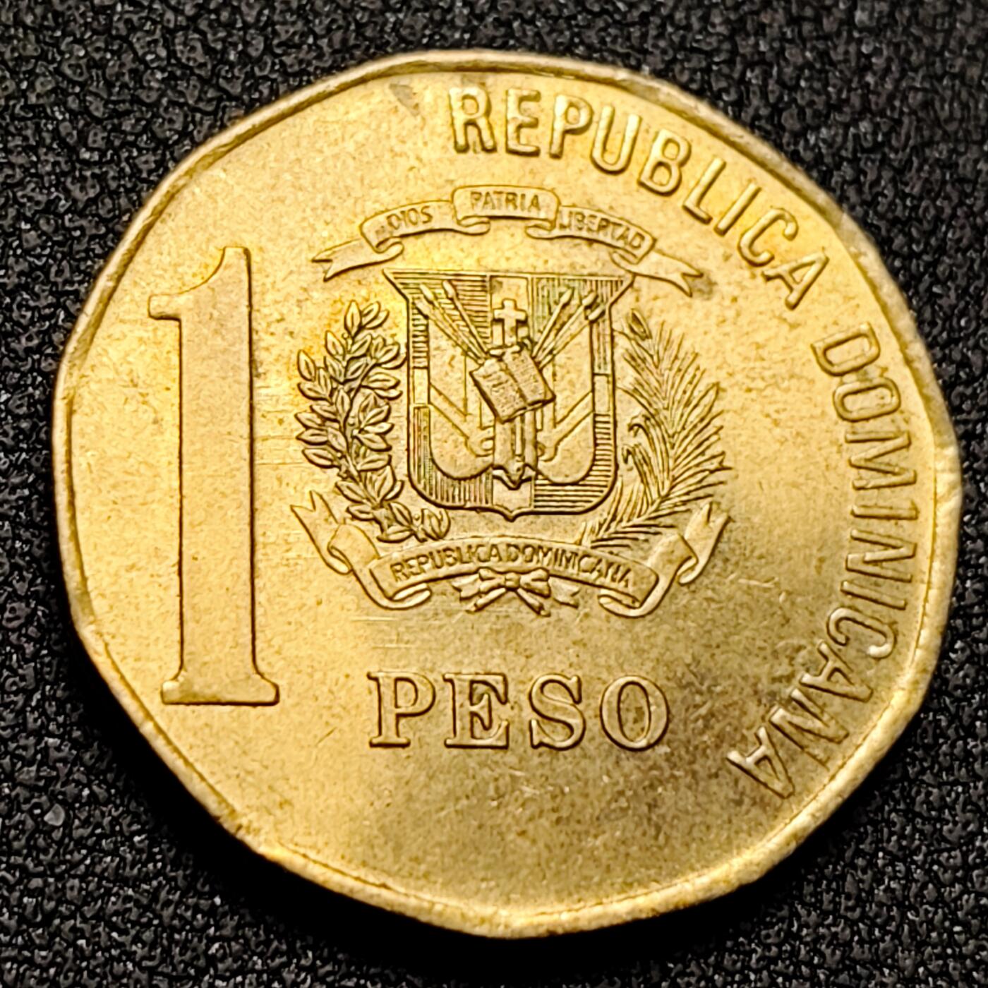 泉币菌-第141场-精品福利场（之前场次29日、30日发货，敬请谅解） 铜光 多米尼加1比索硬币铜币  直径25mm 