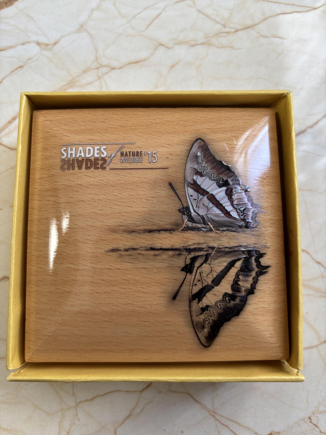 第183期拍卖 库克2015年自然之影系列蝴蝶镭射微雕镀金彩银币