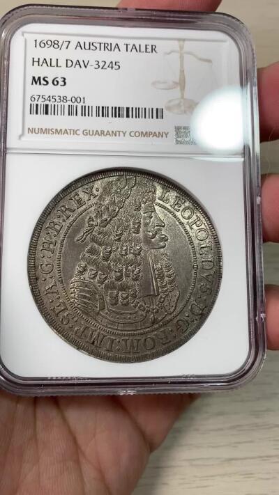 万国钱币拍卖第056期