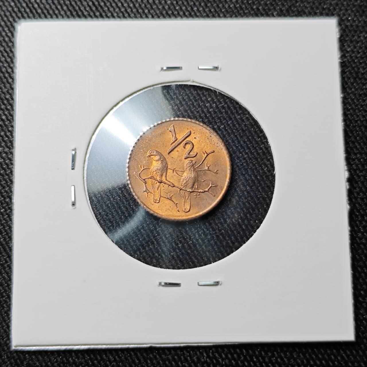 KK钱币收藏小铺 （套币 好品/批量散币 银币）专场  2月预留时间 周末发货  1970南非1/2分 好品