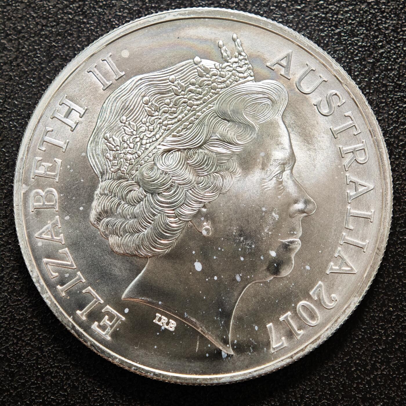 【德藏】世界币章拍卖第155期（拍品征集中~欢迎藏友联系） 2枚一组 2017年 加拿大生肖鸡年5元纪念银币 9999银 直径约：38mm/枚；重1盎司/枚 及 2017年 澳大利亚生肖鸡年1元纪念银币 999银 直径约：40mm/枚；重1盎司 /枚