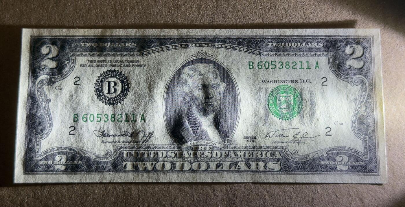 【礼羽收藏】🌏世界钱币拍卖第113期 63年2美元76年2美元两张无3.4.7unc品相76年2美元有斑