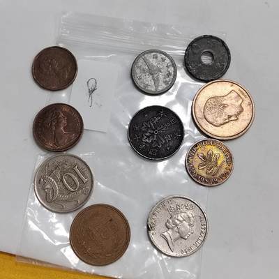 PCAI钱币27-622  外国硬币小专场 - 外国的硬币一组   9