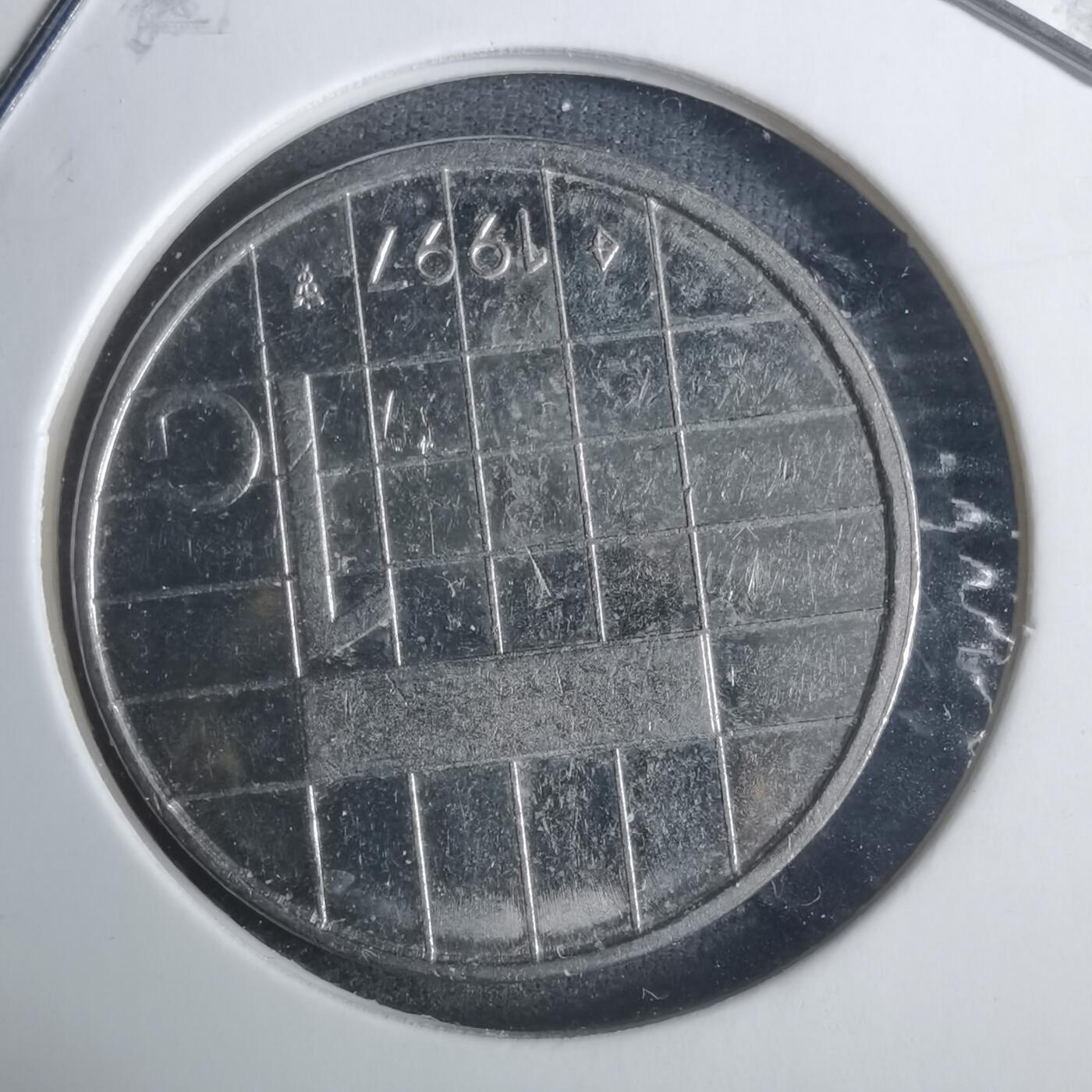 沼泽如烟--第915场 荷兰1997年1盾