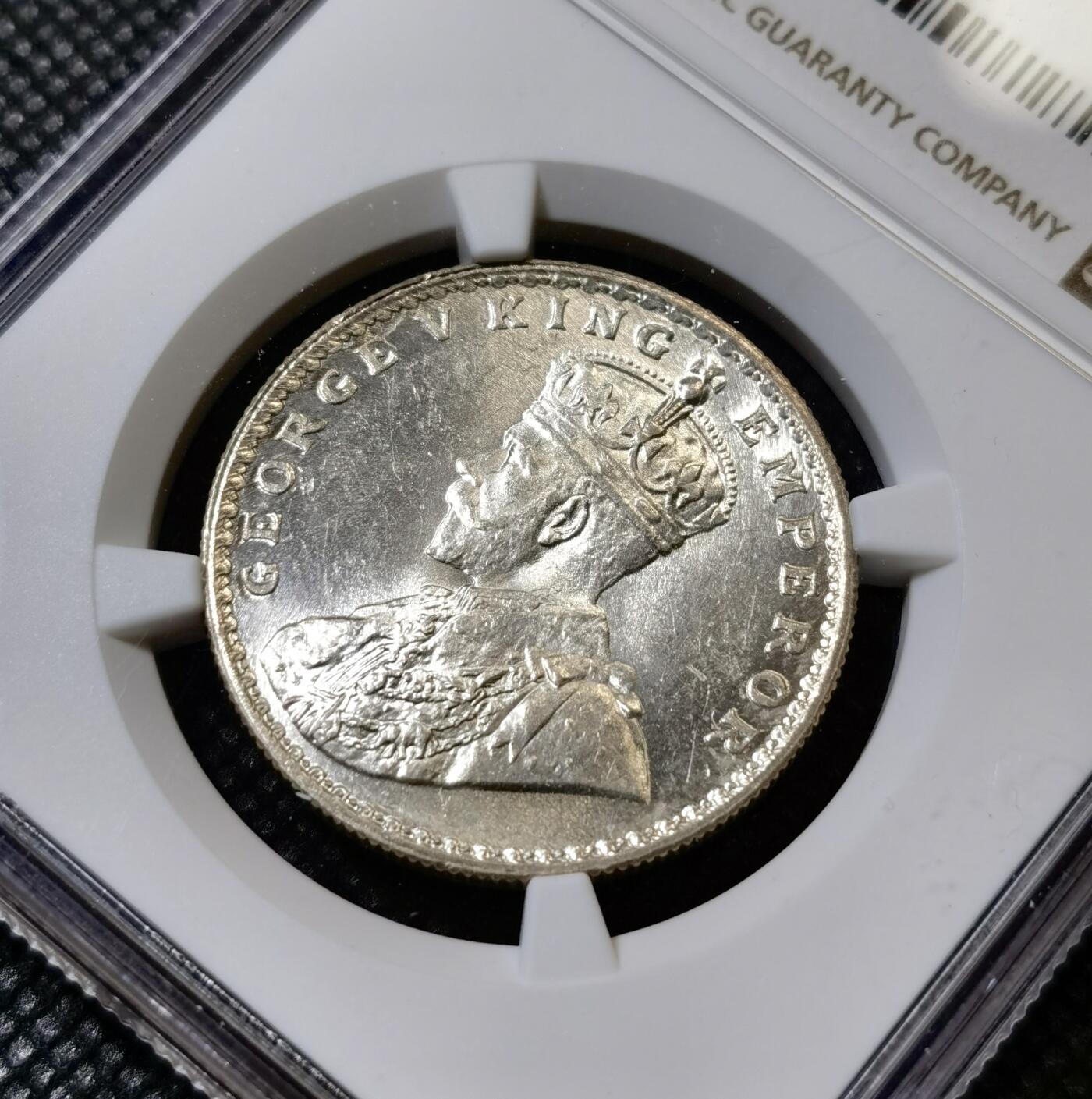 甄臻铺-世界币章拍卖（第40期）送拍享返佣金等优惠多多