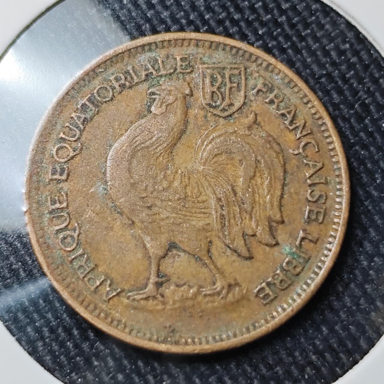 KK钱币收藏小铺 （套币 好品/批量散币 银币）专场  2月预留时间 周末发货  1943法属赤道非洲50分 小公鸡铜币