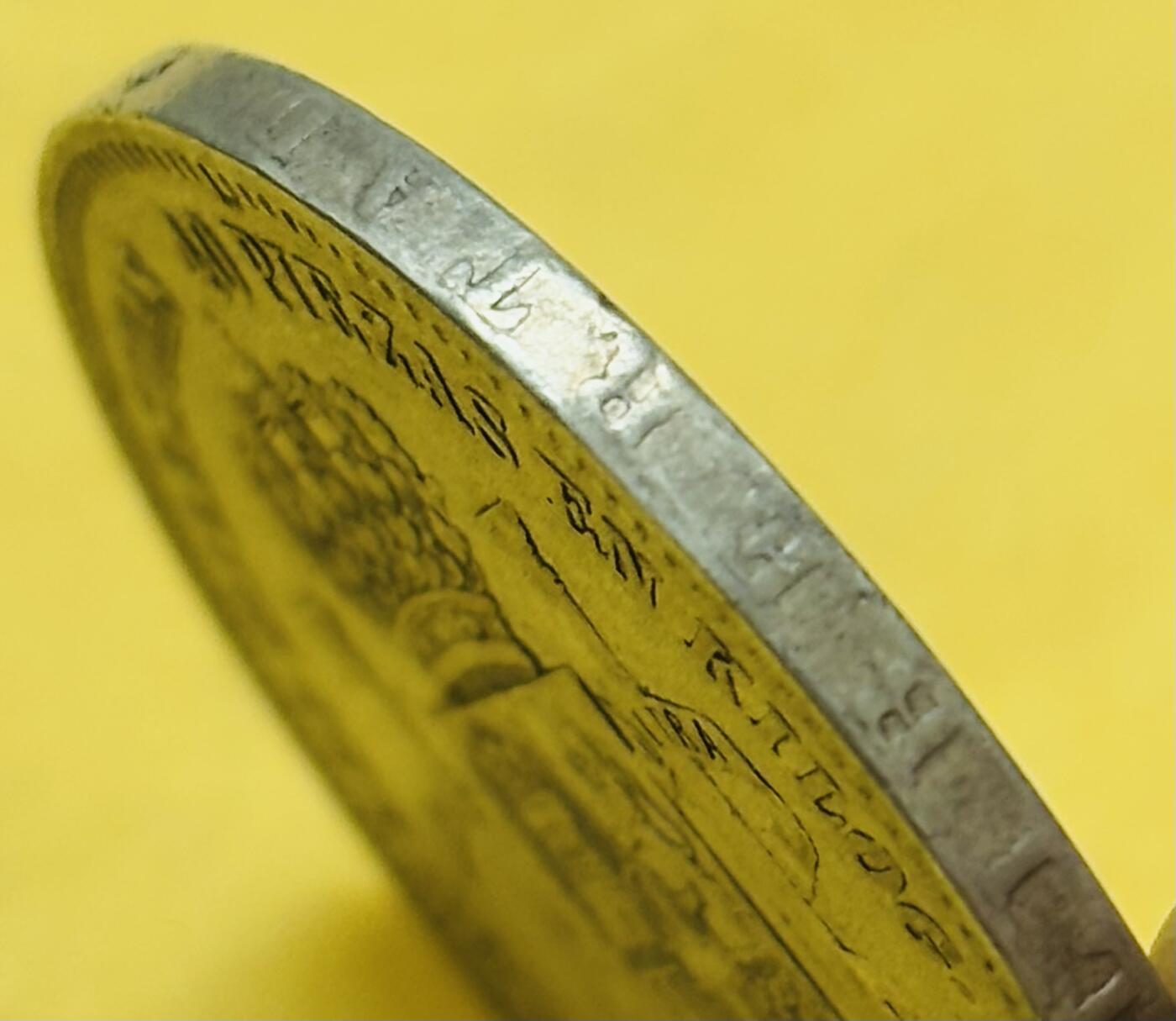 文馨钱币收藏第 283 场，【大雪鉴珍，寒英缀金】金银纪念币精品场，诚邀您的参与【长期接代拍品】 1871 年西班牙阿玛尼奥一世 5 比塞塔大银币 900 高银，首发年