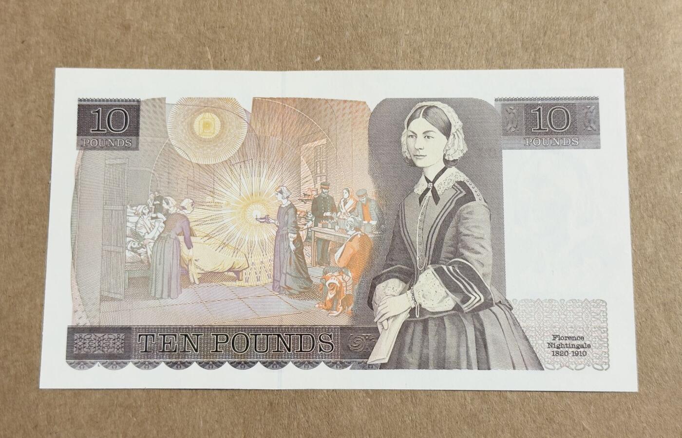 【礼羽收藏】🌏世界钱币拍卖第113期 英国D系列10英镑无4.7unc品相