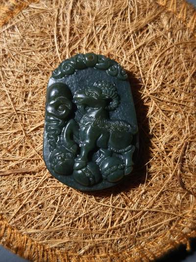 88期回流戒指饰品杂件纪念章丝路钱币专场 - 新疆玉件