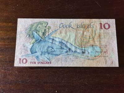甄臻铺-世界币章拍卖（第40期）送拍享返佣金等优惠多多 - 库克群岛1987年10元面值，588小号码，市场上这一面值和类型的纸币越来越少，多数被珍藏起来了