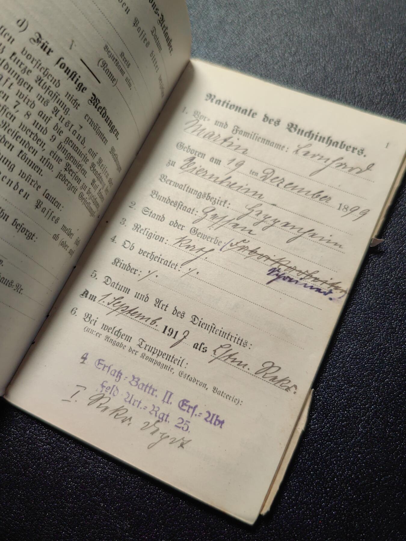 靖甫拍卖第十二场 帝德士兵证1917签发 内含战后法国签发的边境签证 得主曾获二铁