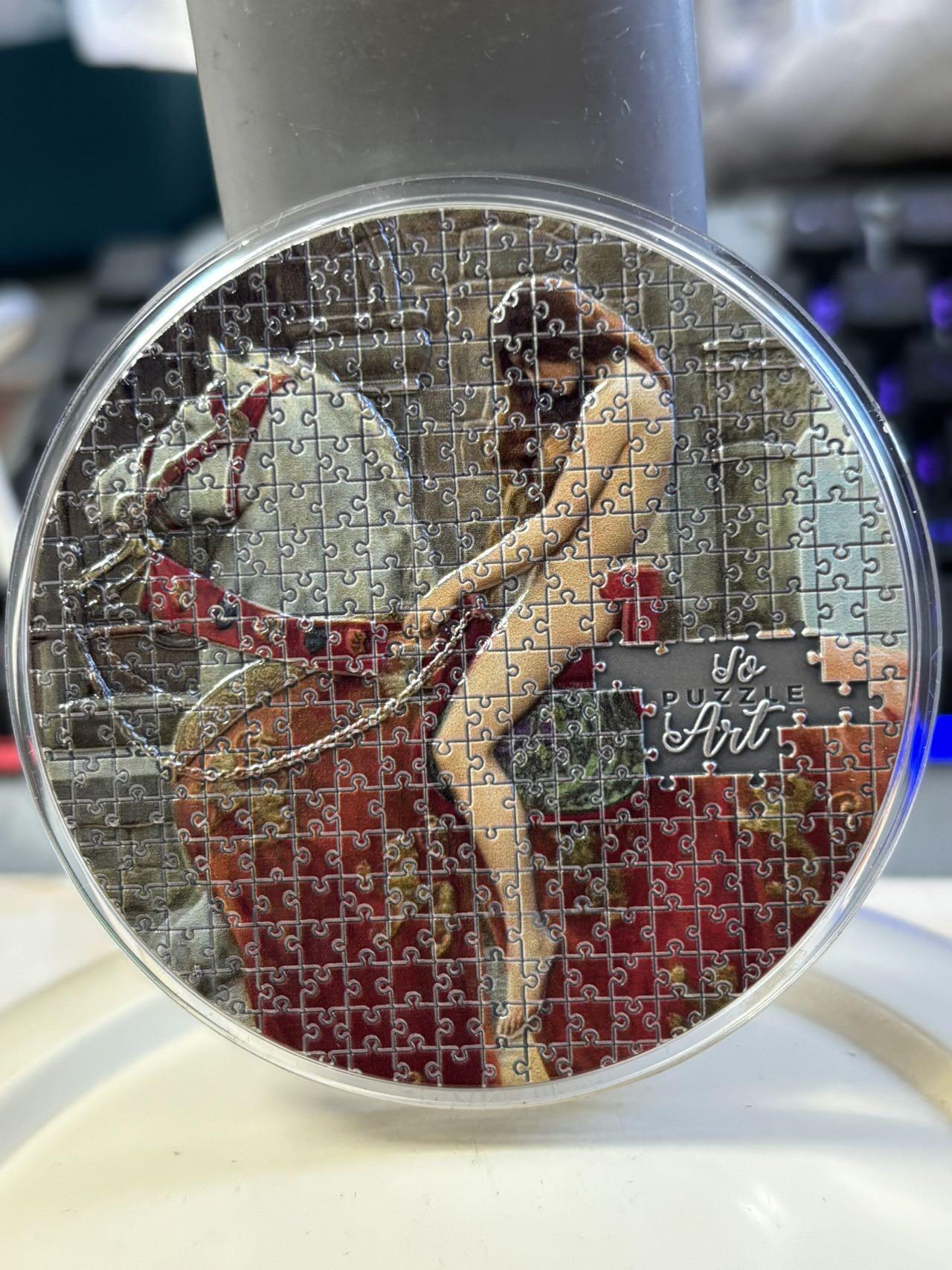 第183期拍卖 喀麦隆2020年背上的Godiva夫人拼图3盎司纪念银币，999银，可以当摆件，发行340枚