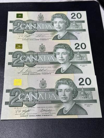《外钞收藏家》第五百八十八期（优质场）（本平台长期征集拍品、欢迎藏友们联系合作） - 加拿大1991年鸟版20元三张一组（3种不同签名；两张绝品一张UNC，尾号5相同）	UNC+绝品
