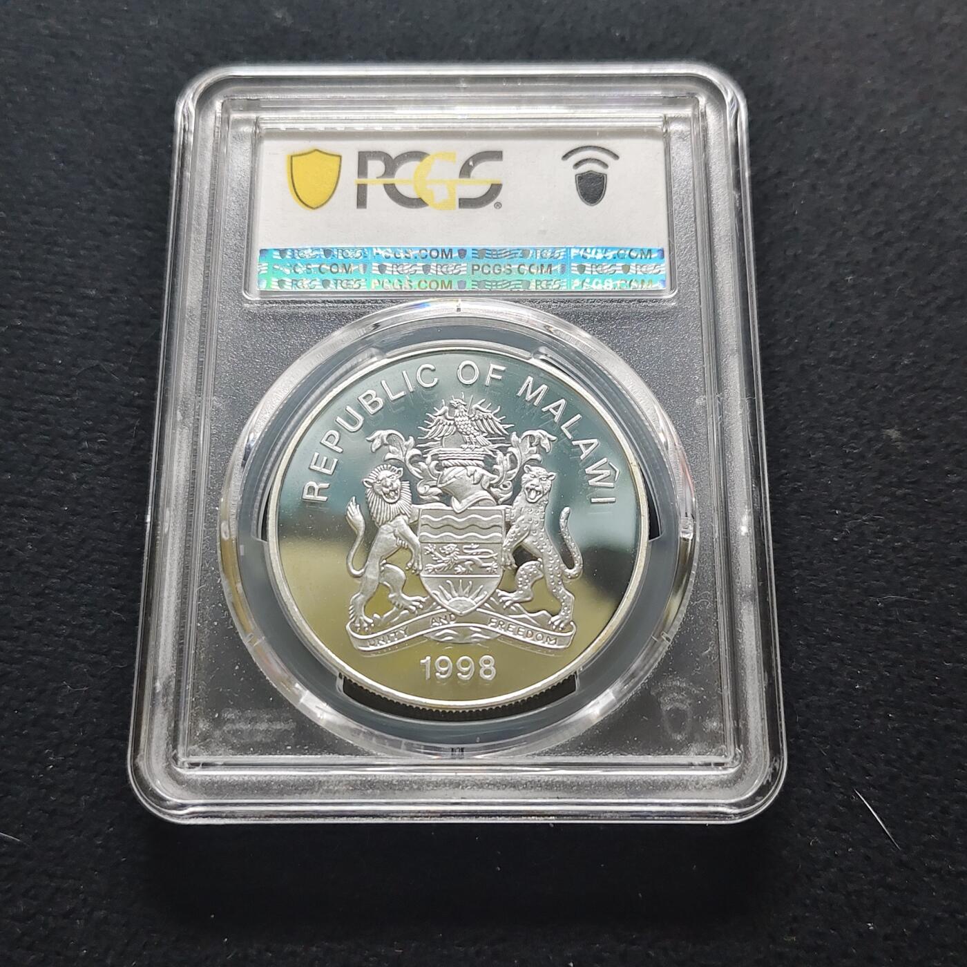 【全场包邮】纯粹捡漏拍481场（免费代拍第18场） 马拉维1998年20克瓦查女王母亲伊丽莎白皇太后纪念系列爱德华八世退位精制克朗型纪念银币-PCGS PR68 DCAM