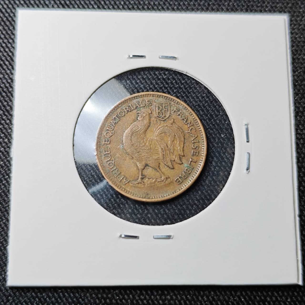 KK钱币收藏小铺 （套币 好品/批量散币 银币）专场  2月预留时间 周末发货  1943法属赤道非洲50分 小公鸡铜币