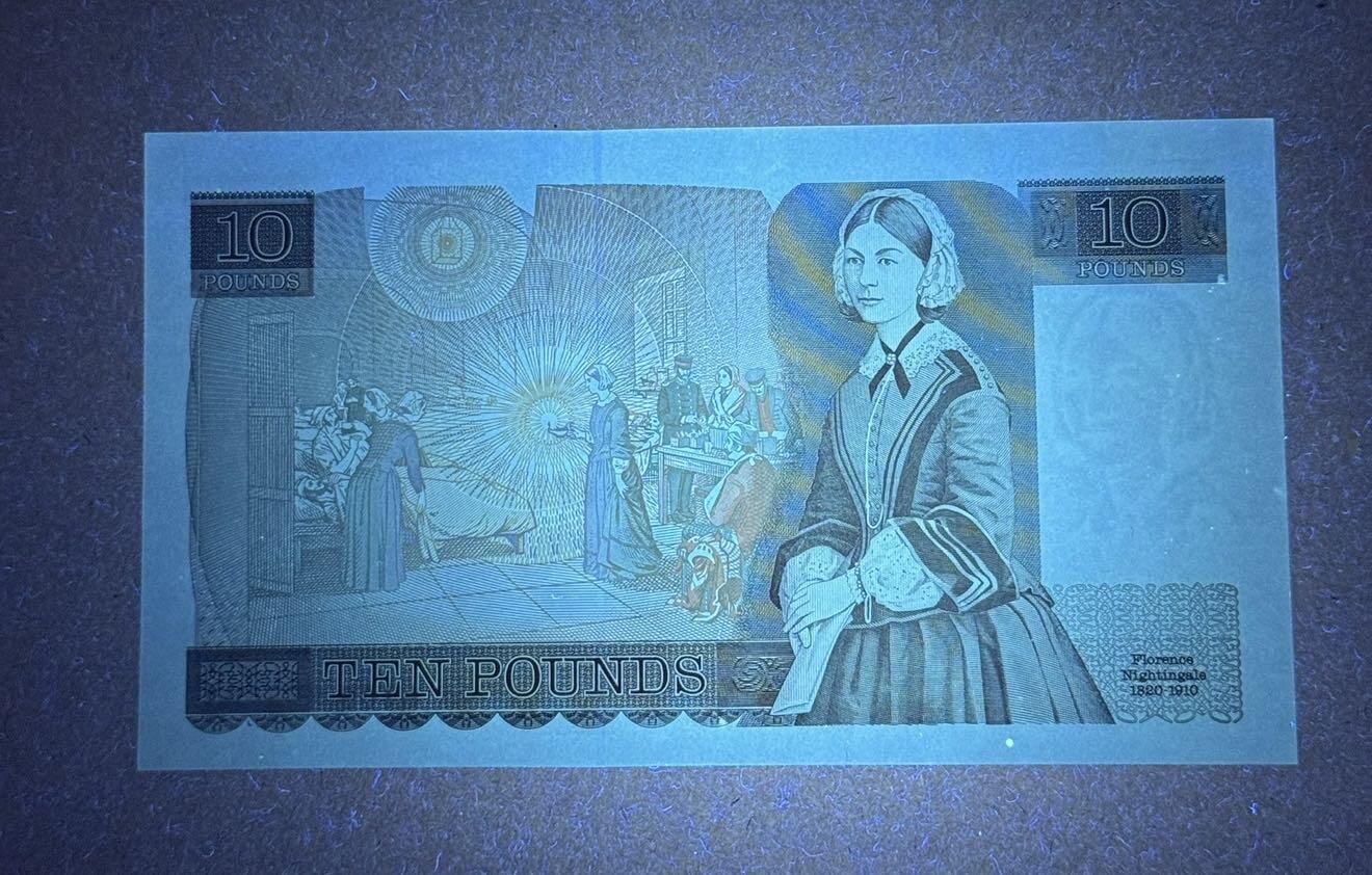 【礼羽收藏】🌏世界钱币拍卖第113期 英国D系列10英镑无4.7unc品相