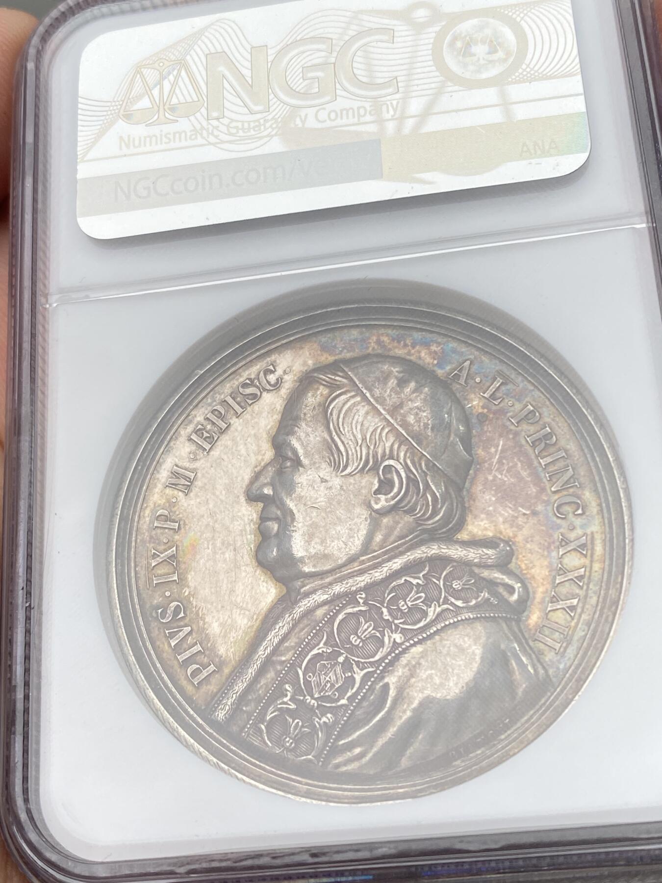 万国钱币拍卖第056期