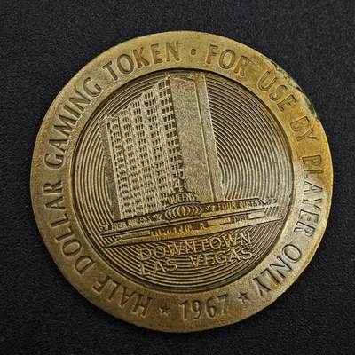 【淘币小摊】实时拍第八百一十拍   散币场   满百包邮可预留二周 每周一统一发货   - 美国拉斯维加斯四皇后酒店1967年半美元代币原光好品